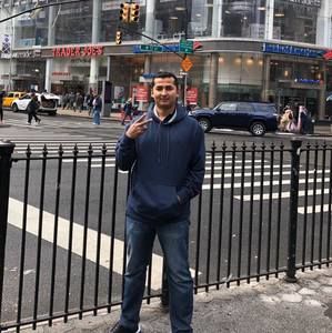 Meet your Posher, Jonathan